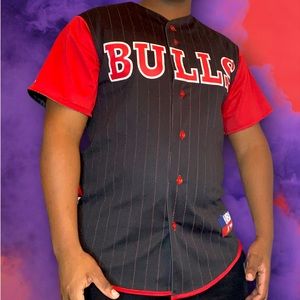 Majestic Chicago Bulls RARE Double Sided  Baseball Jersey Size Medium